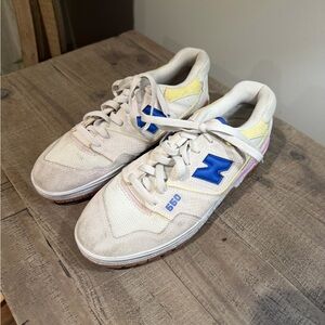 New Balance 550 tennis shoes